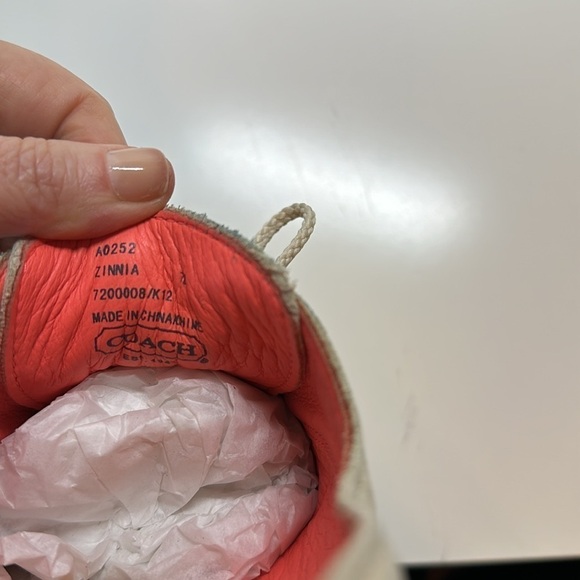 Coach Zinnia Nubuck Leather Tassel Oxford Loafer Light Sand 7 - Picture 11 of 11